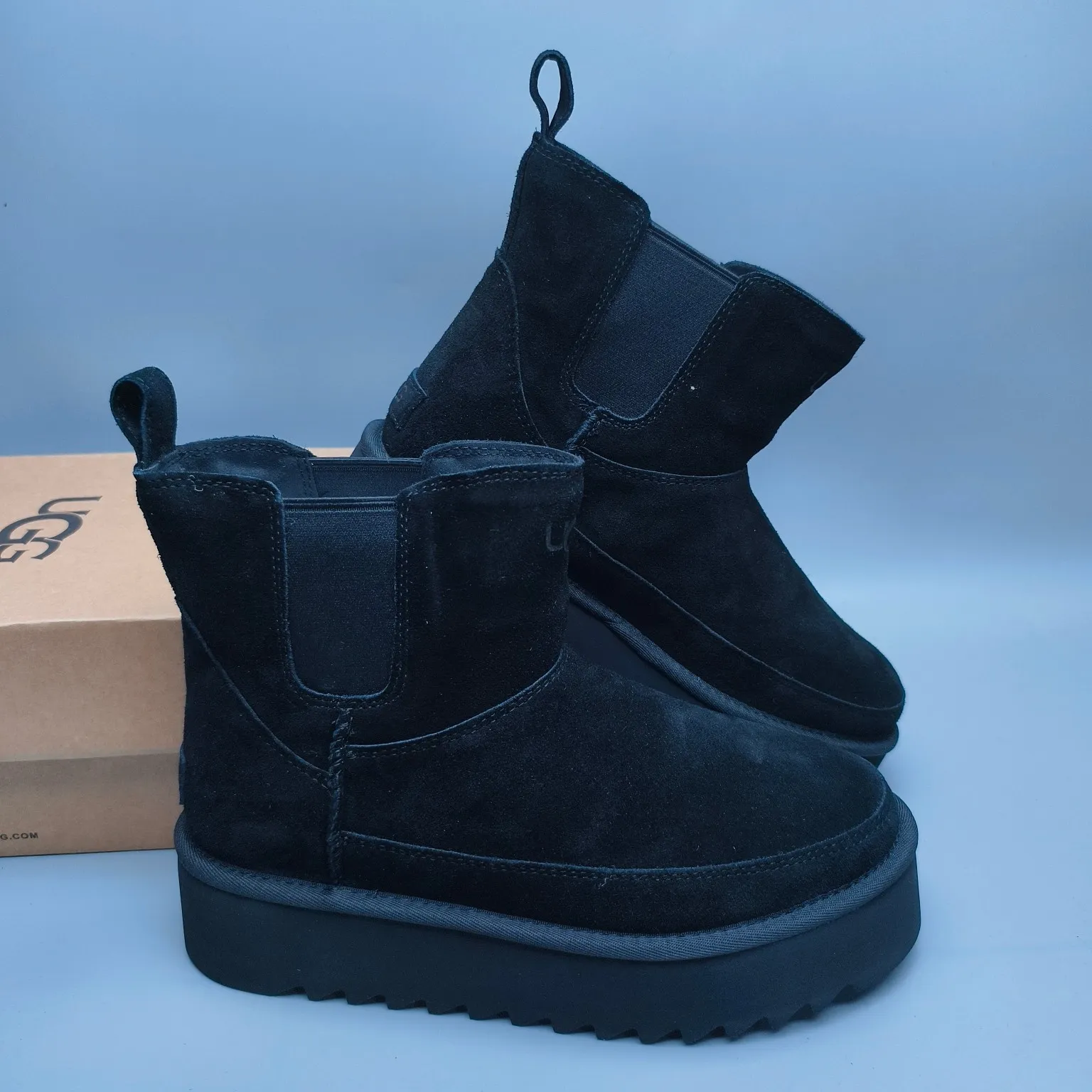 💰560 UGG sheepskin all-in-one snow boots 8051 thick-soled Chelsea casual shoes Color: maroon black antelope brown Matching size: 35-40
